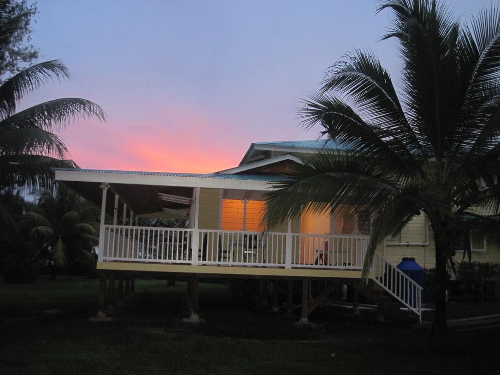 Sand Dollar Beach Bed & Breakfast Bocas del Toro Quarto foto